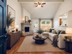 MLS #21385956 image #0