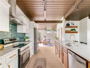 MLS #21386269 image #0