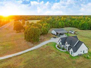 MLS #21386391 image #0