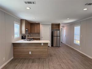 MLS #21388713 image #0