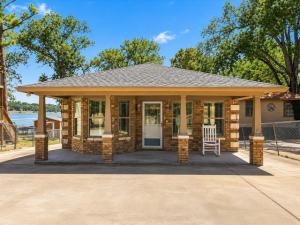 MLS #21389034 image #0