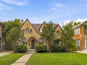 MLS #21389352 image #0