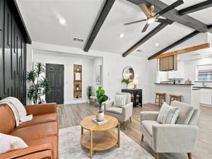 MLS #21389648 image #0