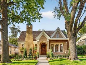 MLS #21389682 image #0