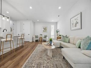MLS #21389897 image #0