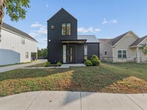 MLS #21389909 image #0