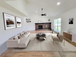 MLS #21389966 image #0