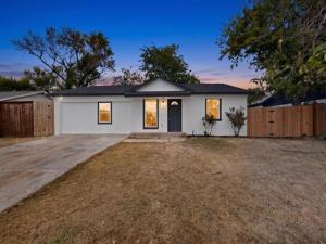 MLS #21390066 image #0