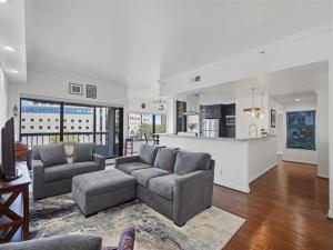 MLS #21390170 image #0