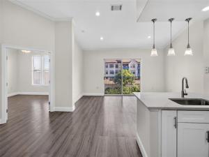 MLS #21390681 image #0