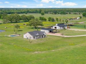 MLS #21390812 image #0