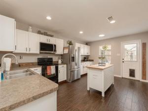 MLS #21390970 image #0