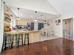 MLS #21391687 image #0