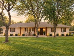 MLS #21391855 image #0