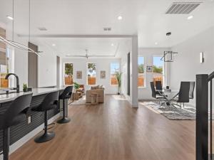 MLS #21392446 image #0