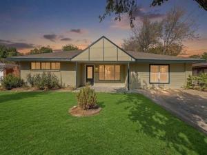 MLS #21392856 image #0
