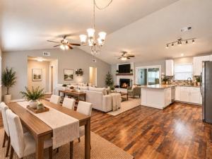 MLS #21392948 image #0