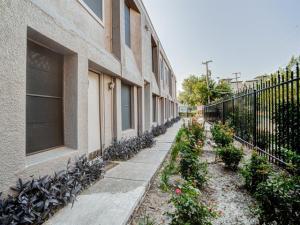 MLS #21392956 image #0
