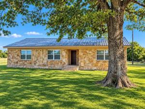 MLS #21395282 image #0