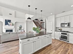 MLS #21395563 image #0