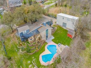 MLS #21395907 image #0