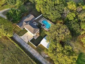 MLS #21396060 image #0