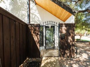 MLS #21396416 image #0