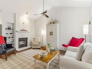 MLS #21396509 image #0