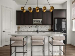 MLS #21396551 image #0