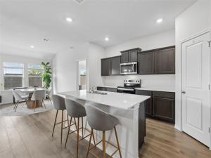 MLS #21396817 image #0