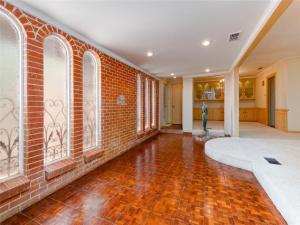 MLS #21396854 image #0