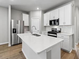 MLS #21397376 image #0