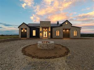 MLS #21398860 image #0