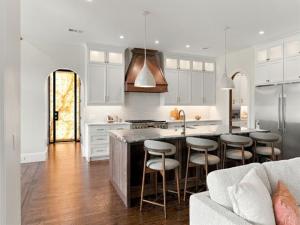 MLS #21399579 image #0