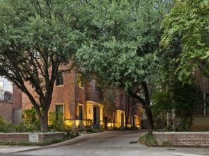 MLS #21399925 image #0