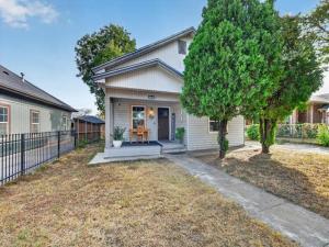 MLS #21400160 image #0