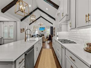MLS #21400301 image #0