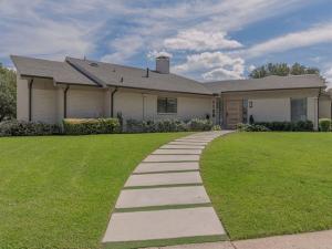 MLS #21400610 image #0