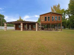 MLS #21400742 image #0