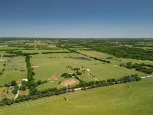 MLS #21400945 image #0