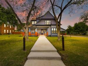 MLS #21401070 image #0