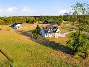 MLS #21401557 image #0