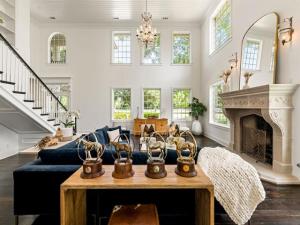 MLS #21403491 image #0