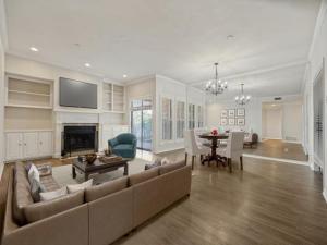 MLS #21404347 image #0
