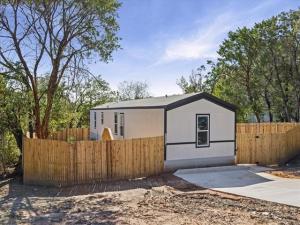 MLS #21404832 image #0