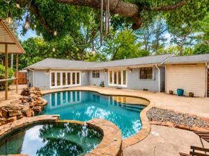 MLS #21404856 image #0