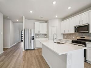MLS #21405428 image #0