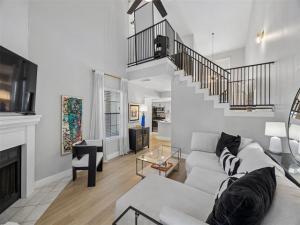 MLS #21405990 image #0