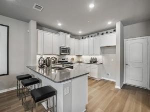 MLS #21408228 image #0