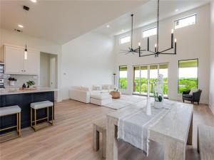 MLS #21408848 image #0
